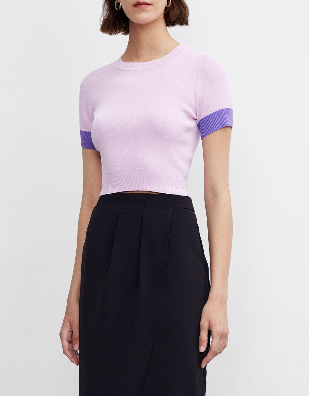 Colorblock Fitted Knitted Tee sold by Urban Revivo product image thumbnail 5