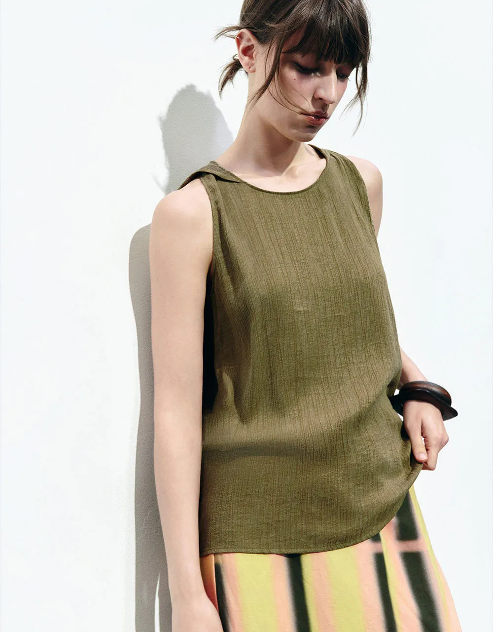 Sleeveless Crew Neck Blouse sold by Urban Revivo product image thumbnail 3