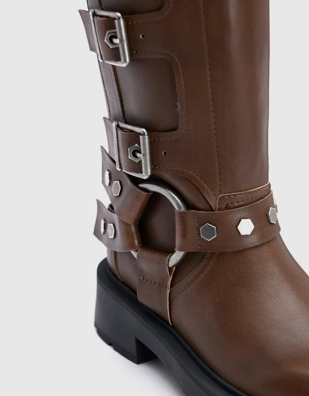 Multi-Buckle Round Toe Knee Boots sold by Urban Revivo product image thumbnail 4