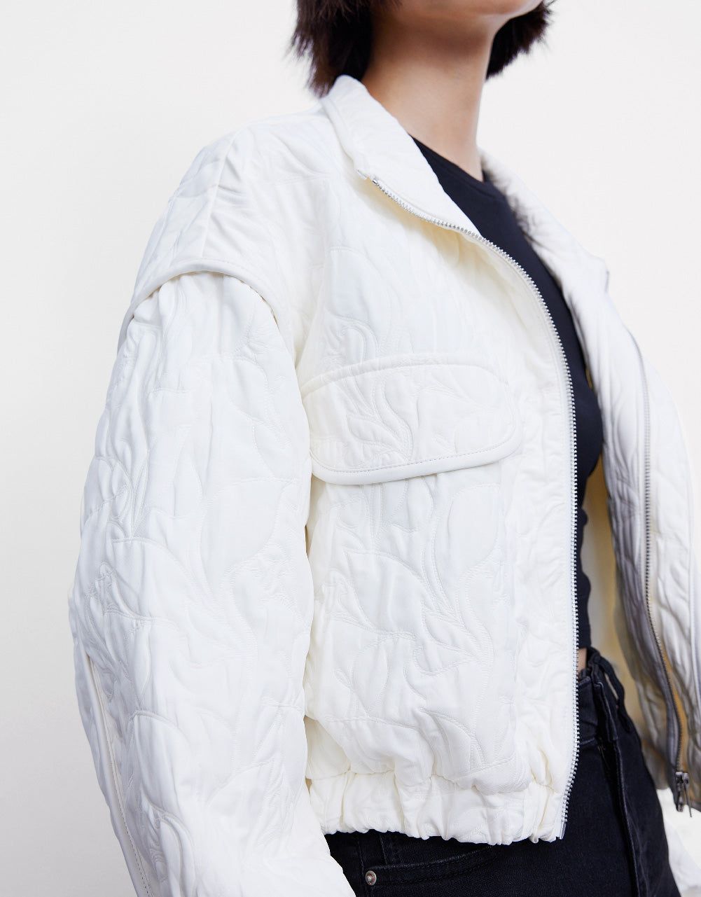 Embossed Drop Shoulder Sleeve Jacket sold by Urban Revivo product image thumbnail 5