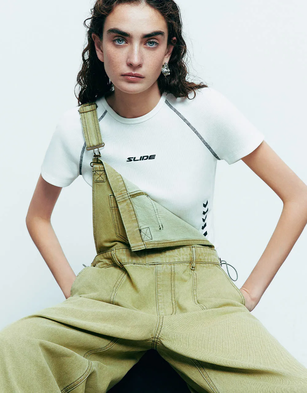 Wide-Leg Denim Overall sold by Urban Revivo product image thumbnail 4
