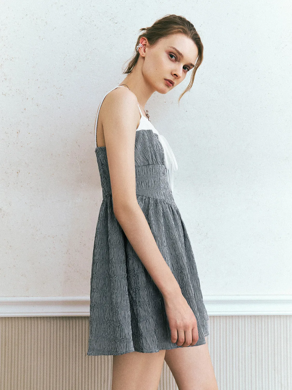 Bow Décor Square-cut Collar A-Line Cami Dress sold by Urban Revivo product image thumbnail 3