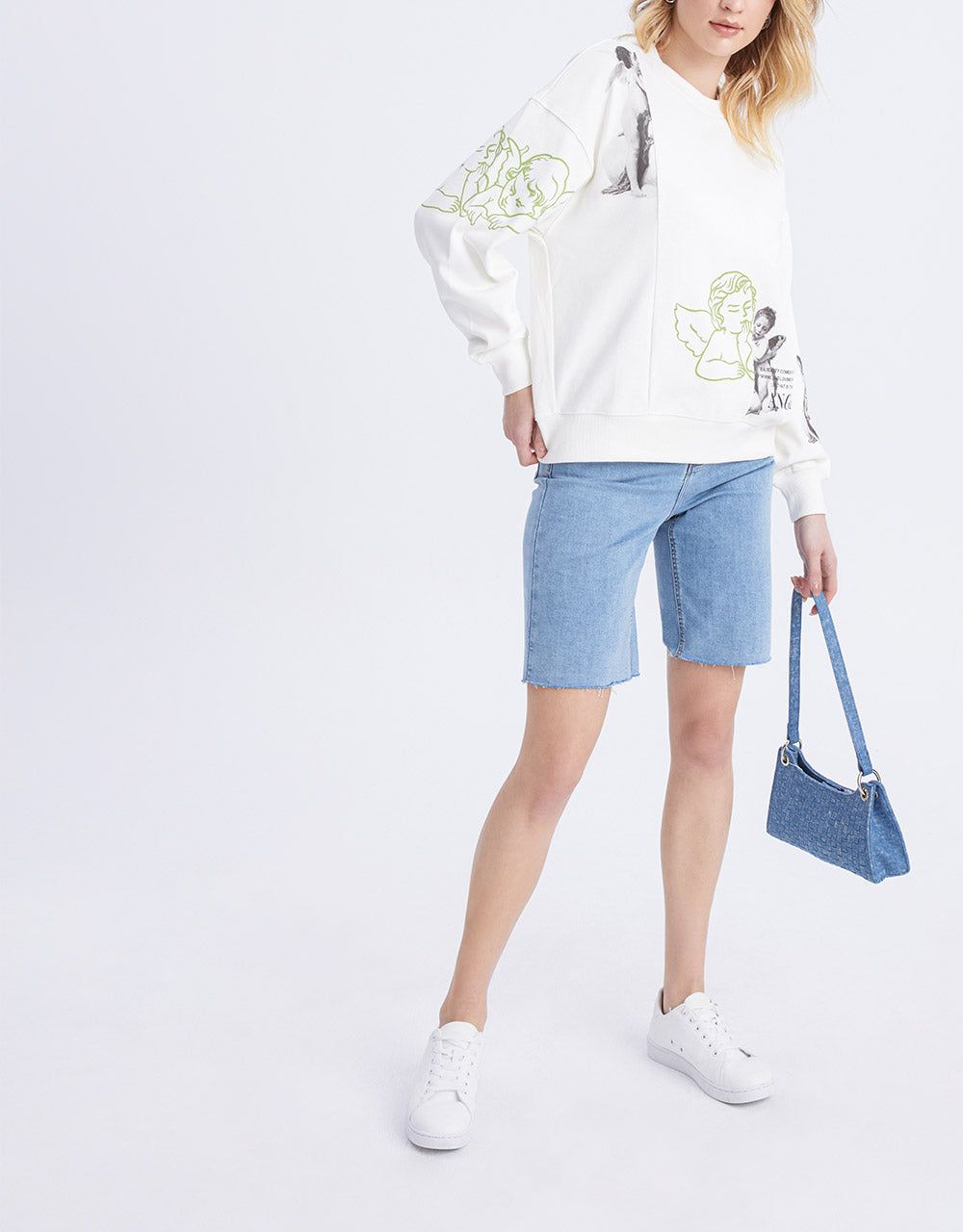 Angel Print Crew Neck Sweatshirt sold by Urban Revivo product image thumbnail 5