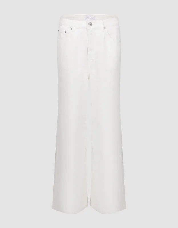 Straight Jeans sold by Urban Revivo