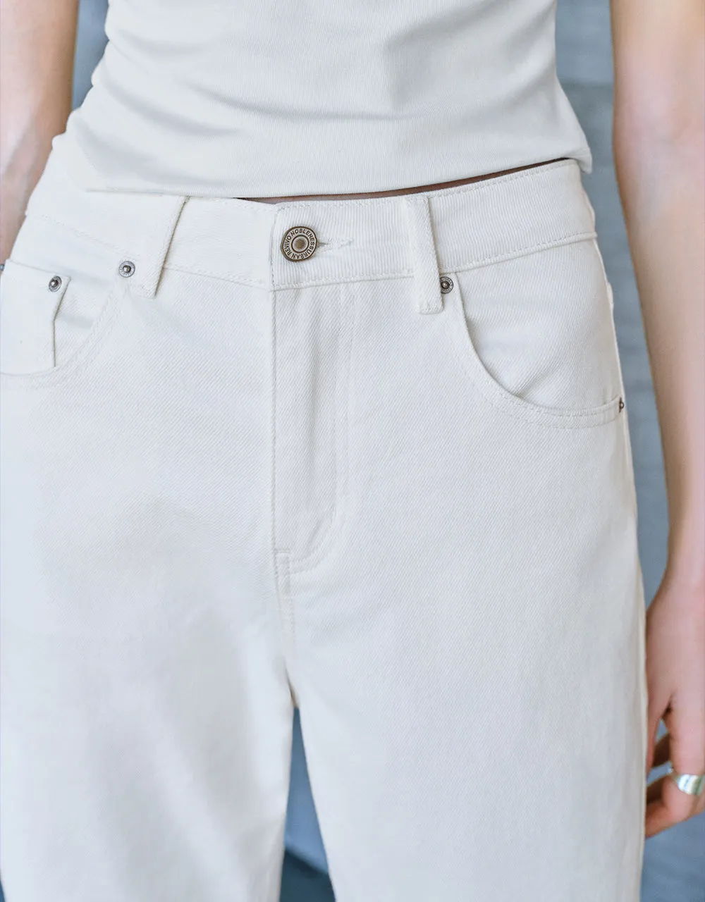 Straight Jeans sold by Urban Revivo product image thumbnail 5