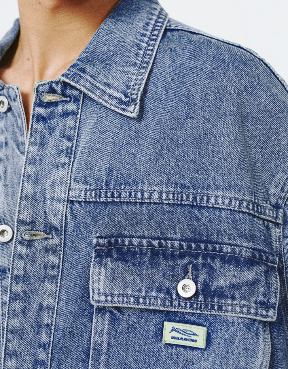 Drop Shoulder Sleeve Denim Jacket sold by Urban Revivo product image thumbnail 5
