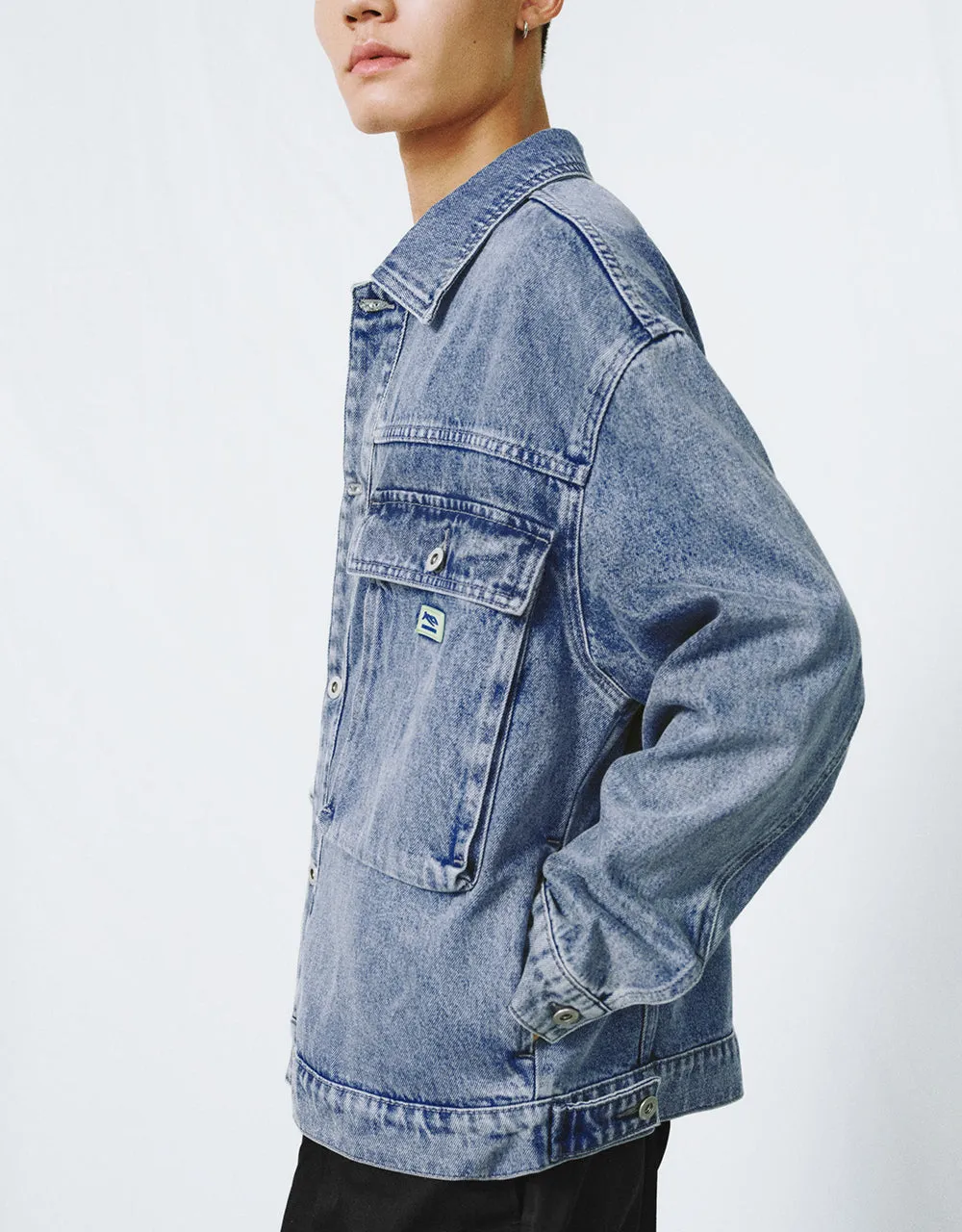 Drop Shoulder Sleeve Denim Jacket sold by Urban Revivo product image thumbnail 3