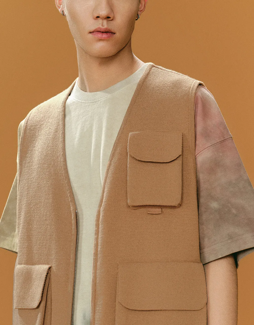 V-Neck Knitted Waistcoat sold by Urban Revivo product image thumbnail 4