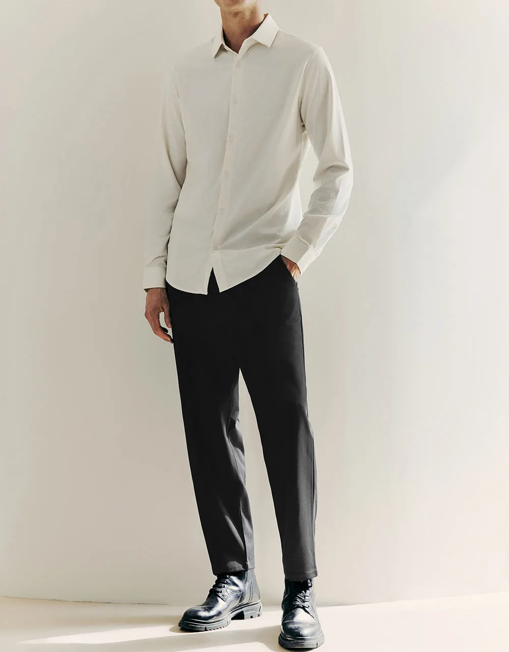 Elastic Waist Knitted Carrot Fit Pants sold by Urban Revivo product image thumbnail 4