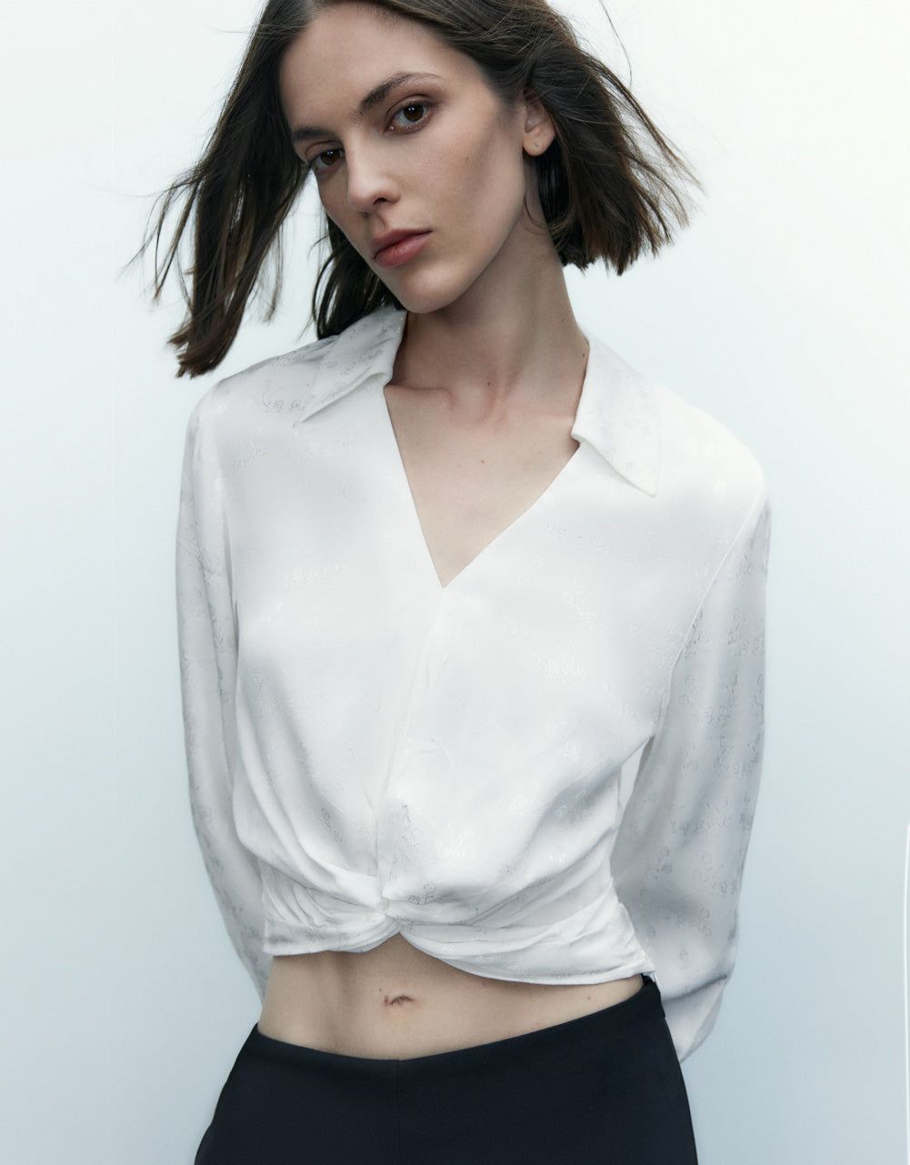 Twist Front Overhead Shirt sold by Urban Revivo product image thumbnail 5