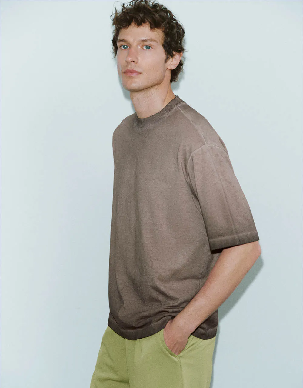 Crew Neck Loose A-Line T-Shirt sold by Urban Revivo product image thumbnail 3