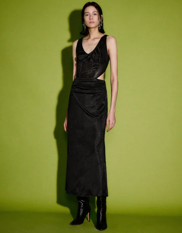 Cut-Out V-Neck Skinny Dress sold by Urban Revivo