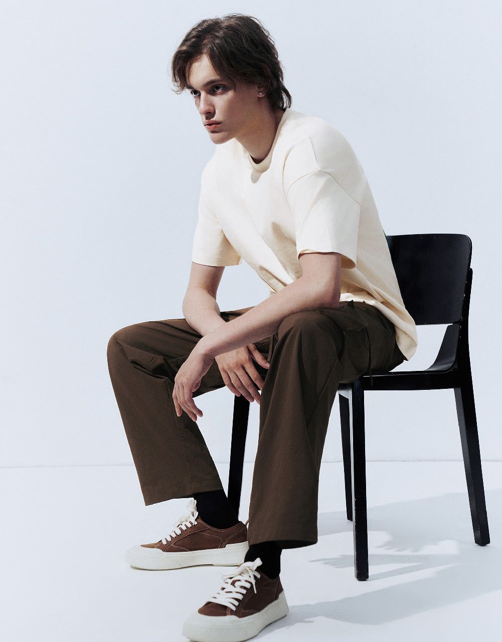 Loose Straight T-Shirt sold by Urban Revivo product image thumbnail 3