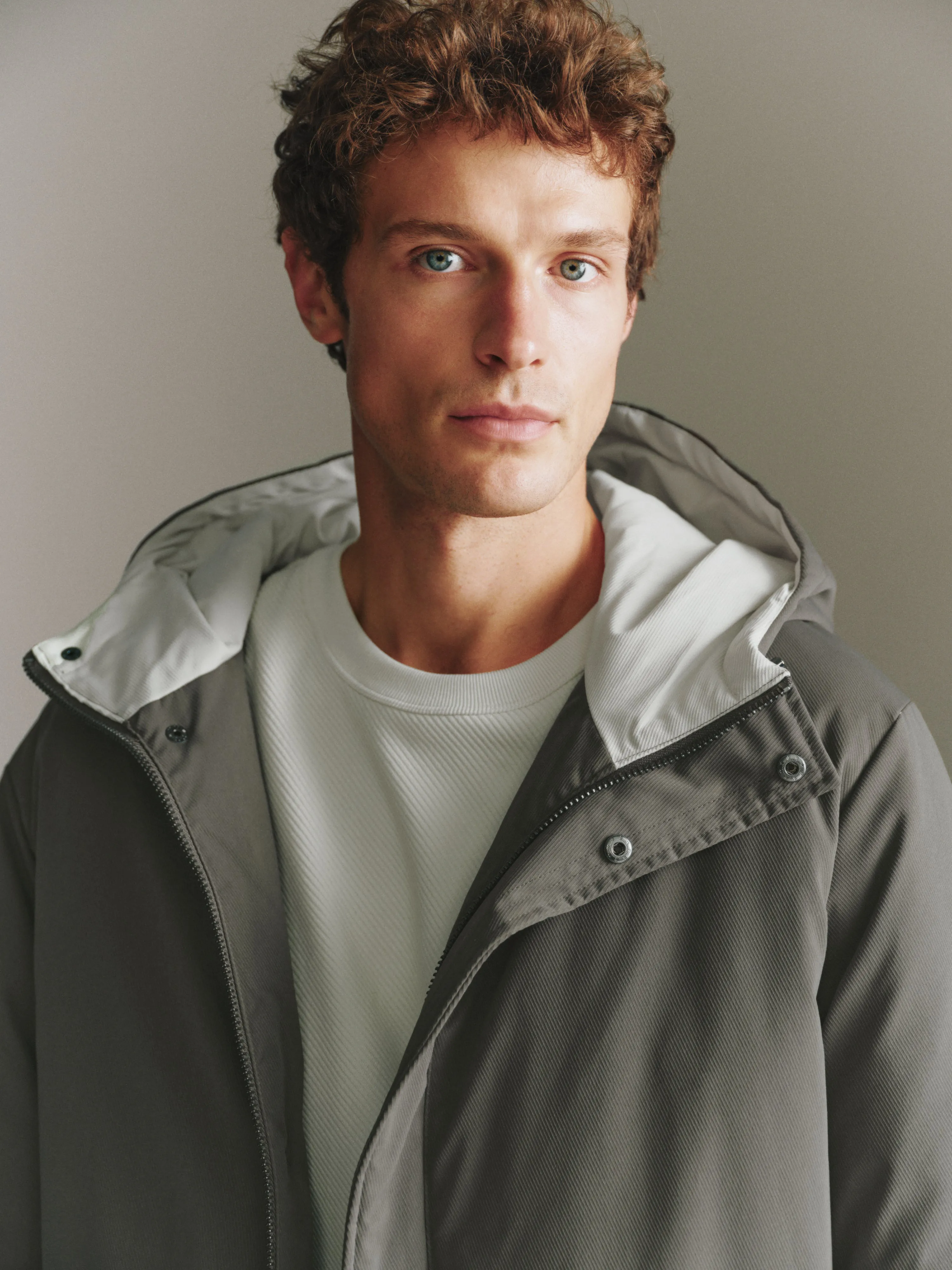 Drop Shoulder Sleeve Hooded Down Jacket sold by Urban Revivo product image thumbnail 5