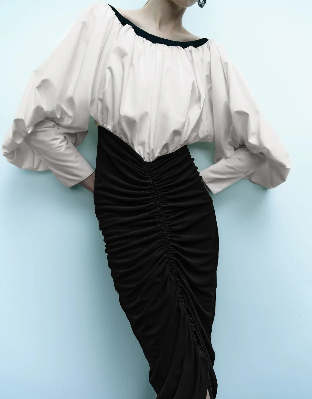 Puff Sleeve Off-Shoulder Skinny Dress sold by Urban Revivo product image thumbnail 5