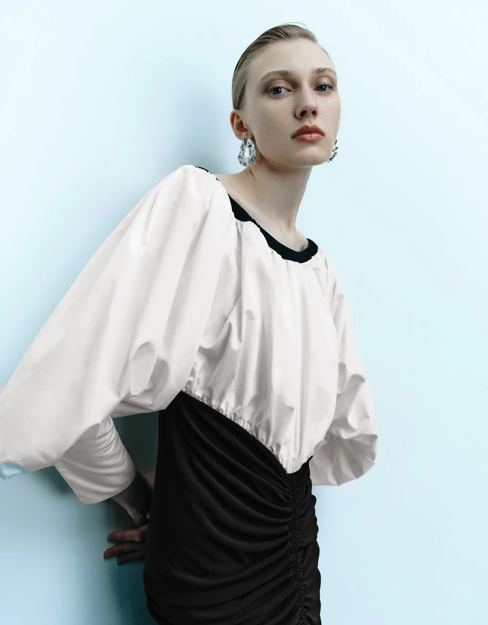 Puff Sleeve Off-Shoulder Skinny Dress sold by Urban Revivo product image thumbnail 3