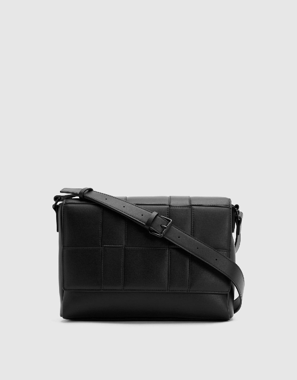 Braided Effect Vegan Leather Crossbody Bag sold by Urban Revivo