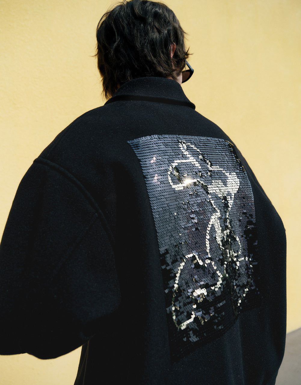 Back Sequin Print Jacket sold by Urban Revivo product image thumbnail 4