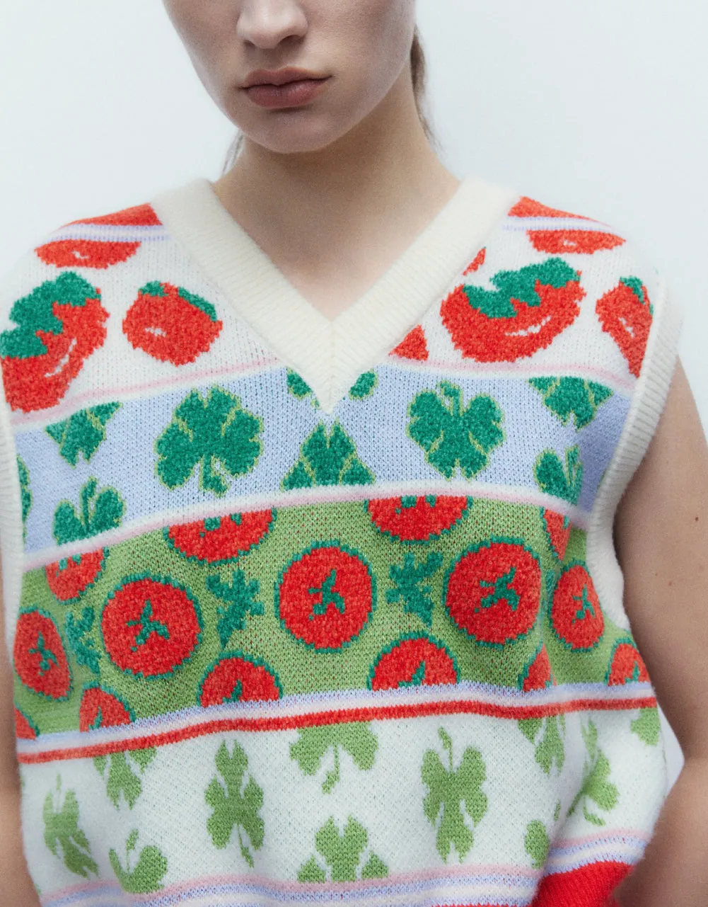 Pastel Striped Sweater Vest sold by Urban Revivo product image thumbnail 3