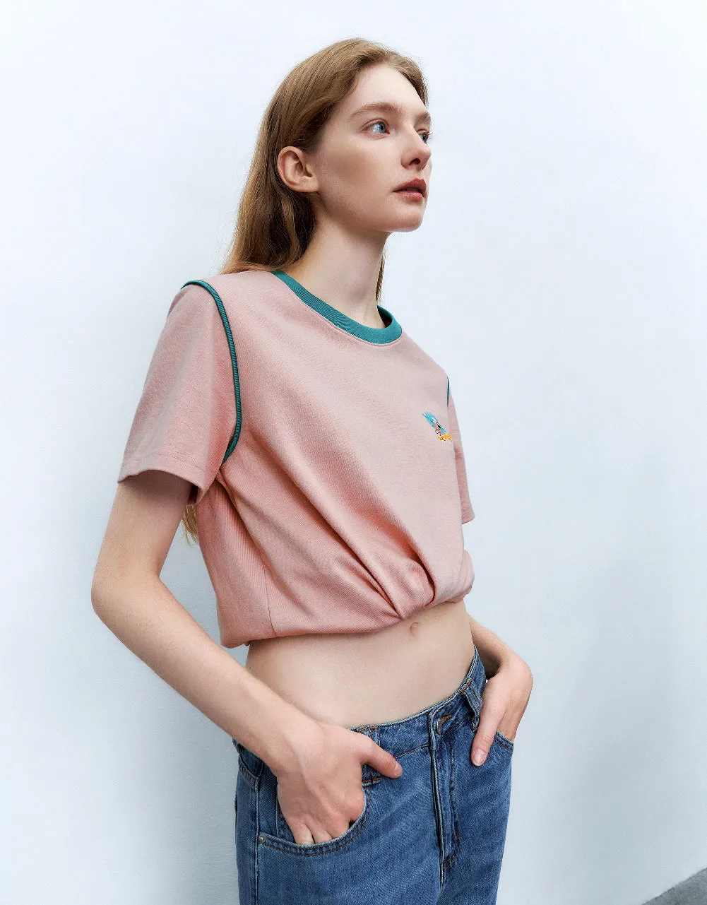 Crew Neck Straight T-Shirt sold by Urban Revivo product image thumbnail 3