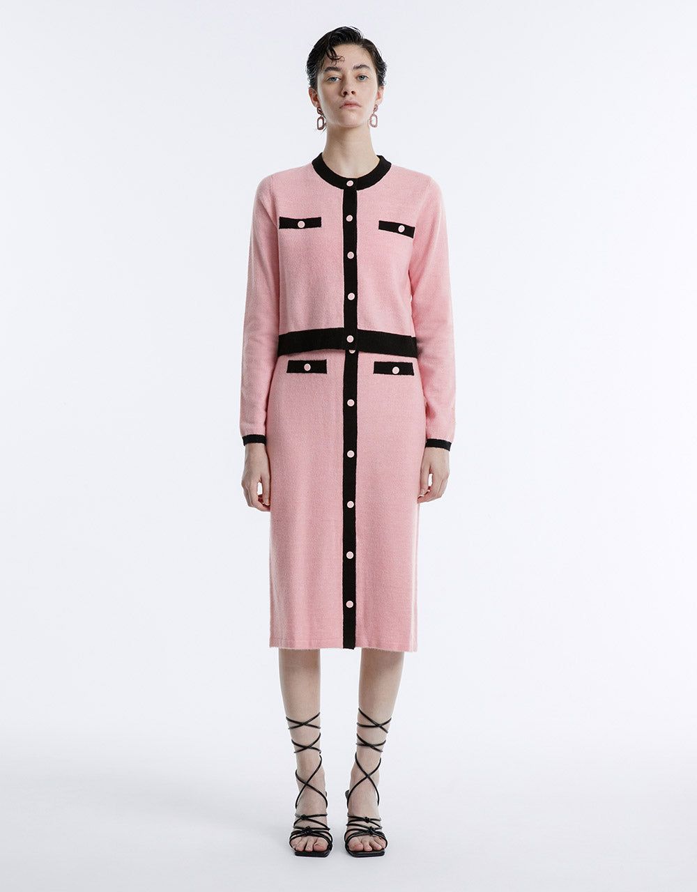 Contrast Color Cardigan sold by Urban Revivo product image thumbnail 5