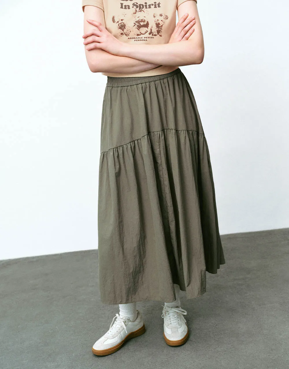 Elastic Waist Midi A-Line Skirt sold by Urban Revivo product image thumbnail 4