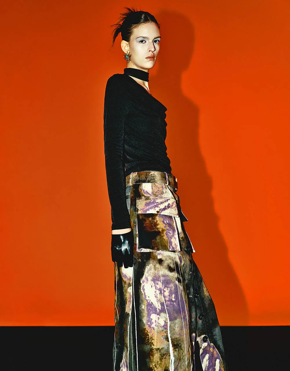 Ruched Cowl Neck Skinny T-Shirt With Tie sold by Urban Revivo product image thumbnail 2