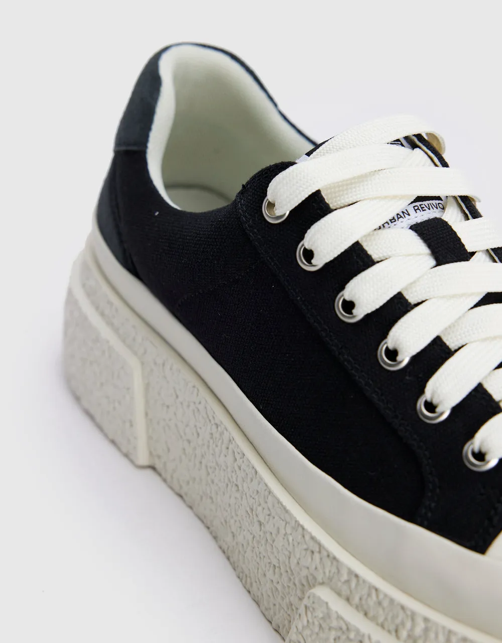 Round Toe Sneakers sold by Urban Revivo product image thumbnail 5
