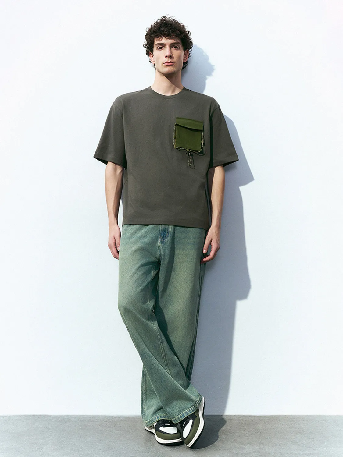 Crew Neck Loose T-Shirt sold by Urban Revivo product image thumbnail 5