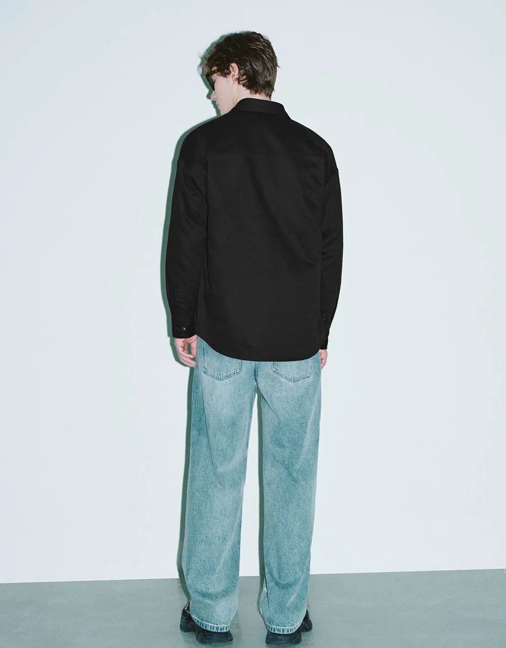 Button Up Straight Shirt sold by Urban Revivo product image thumbnail 4