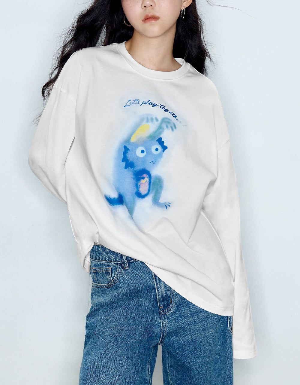 Printed Crew Neck Loose Sweatshirt sold by Urban Revivo product image thumbnail 2