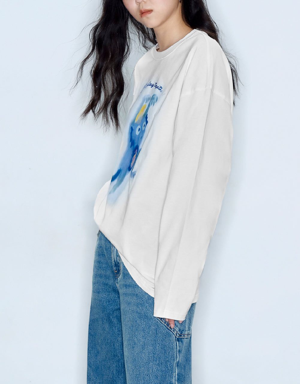 Printed Crew Neck Loose Sweatshirt sold by Urban Revivo product image thumbnail 3