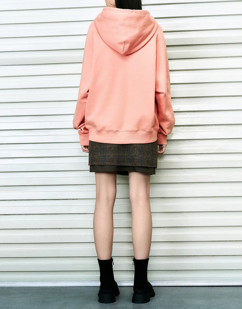Raglan Sleeve Hooded Oversized Sweatshirt sold by Urban Revivo product image thumbnail 4