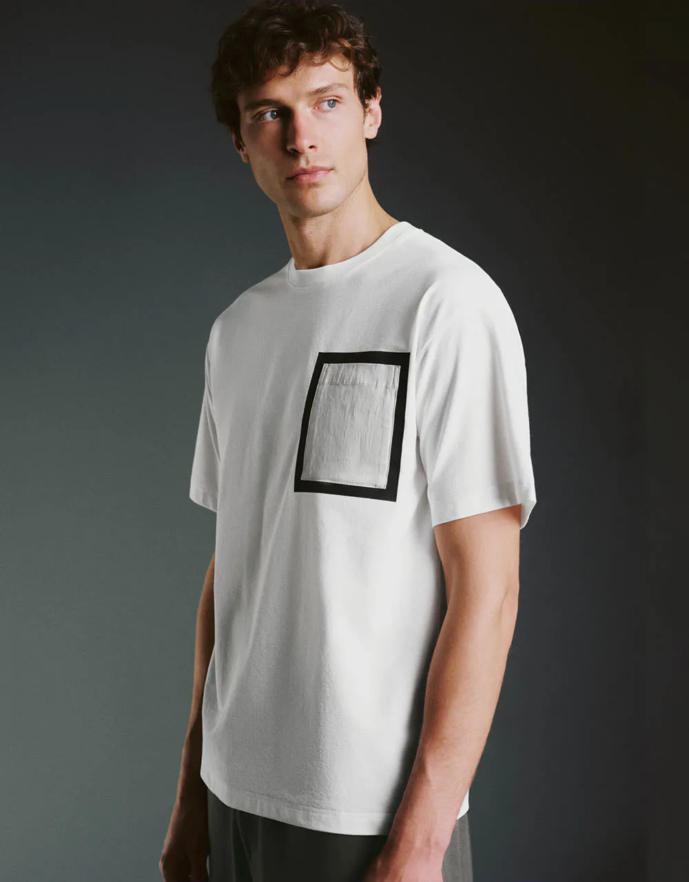 Crew Neck Loose T-Shirt sold by Urban Revivo product image thumbnail 3