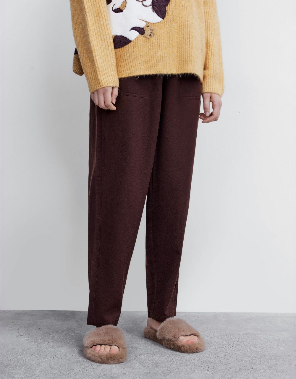 High Waist Carrot Fit Pants sold by Urban Revivo product image thumbnail 5