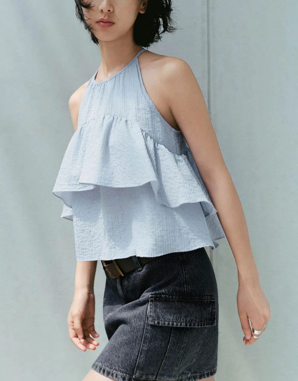 Sleeveless Crew Neck Blouse sold by Urban Revivo product image thumbnail 2