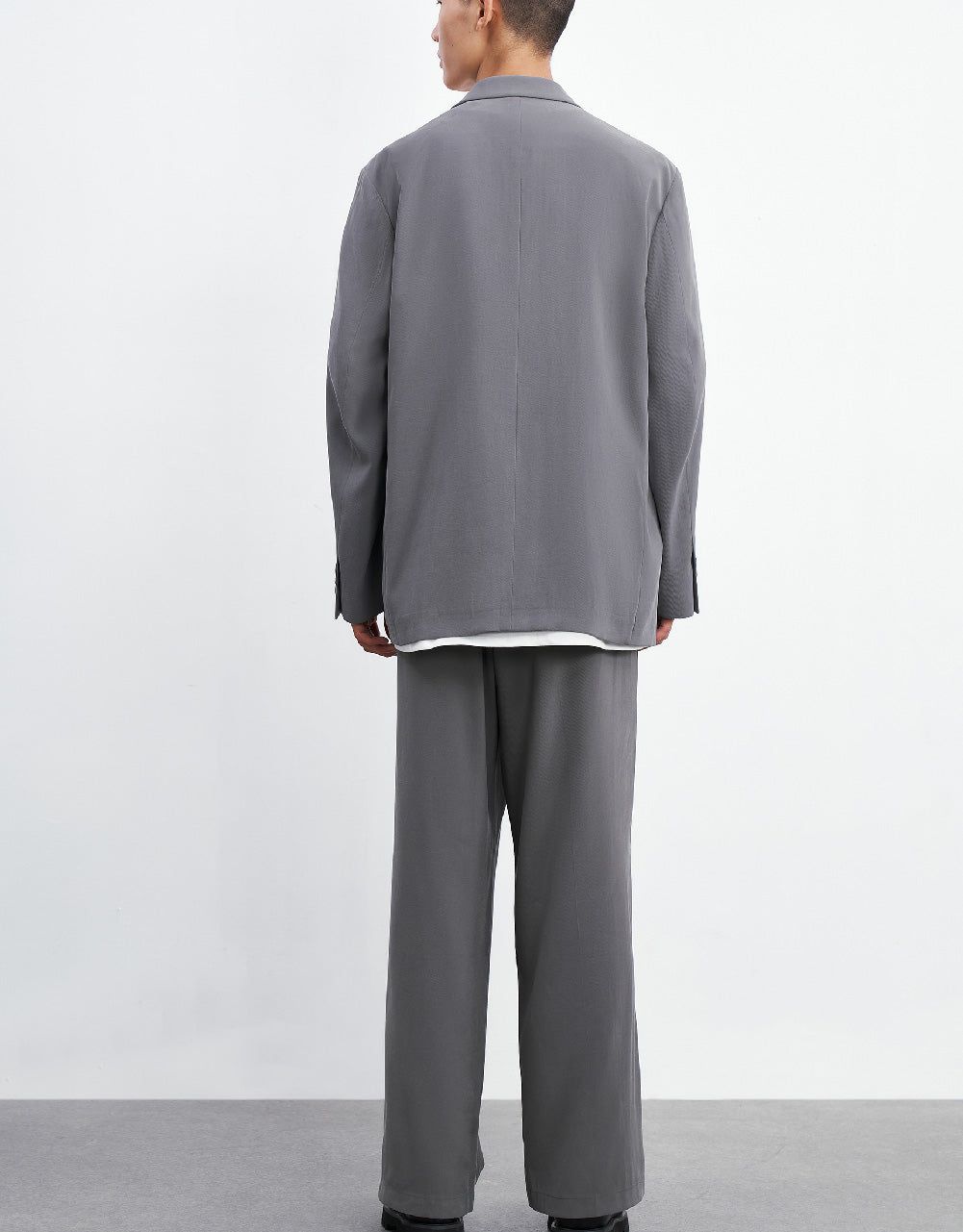 Basic Blazer sold by Urban Revivo product image thumbnail 4