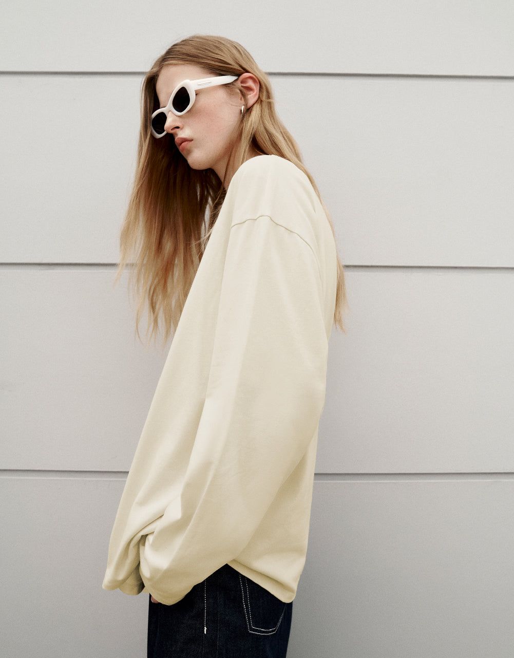 Crew Neck Loose T-Shirt sold by Urban Revivo product image thumbnail 3