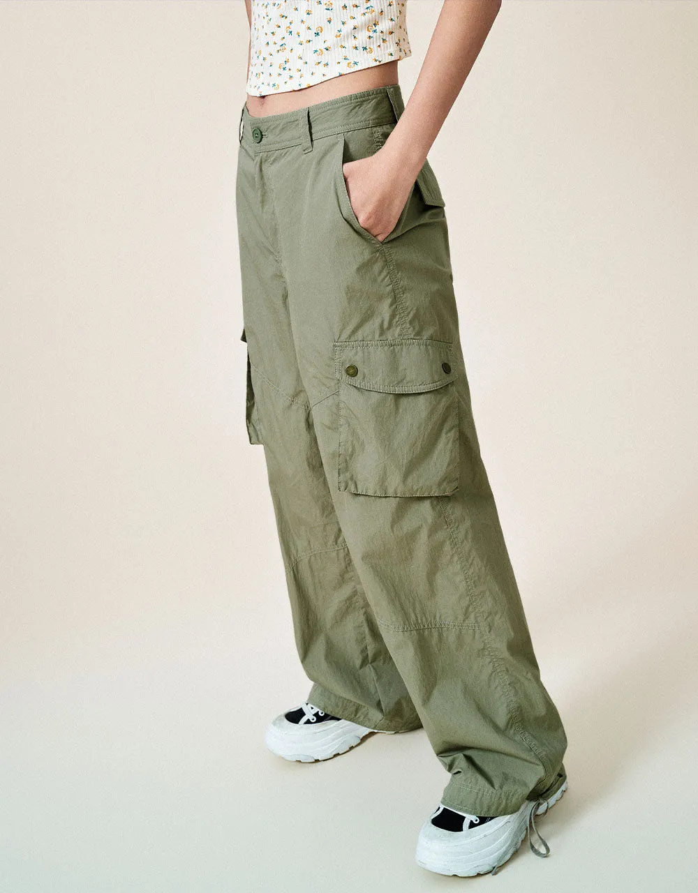 Multi Pocket Straight Pants sold by Urban Revivo product image thumbnail 4