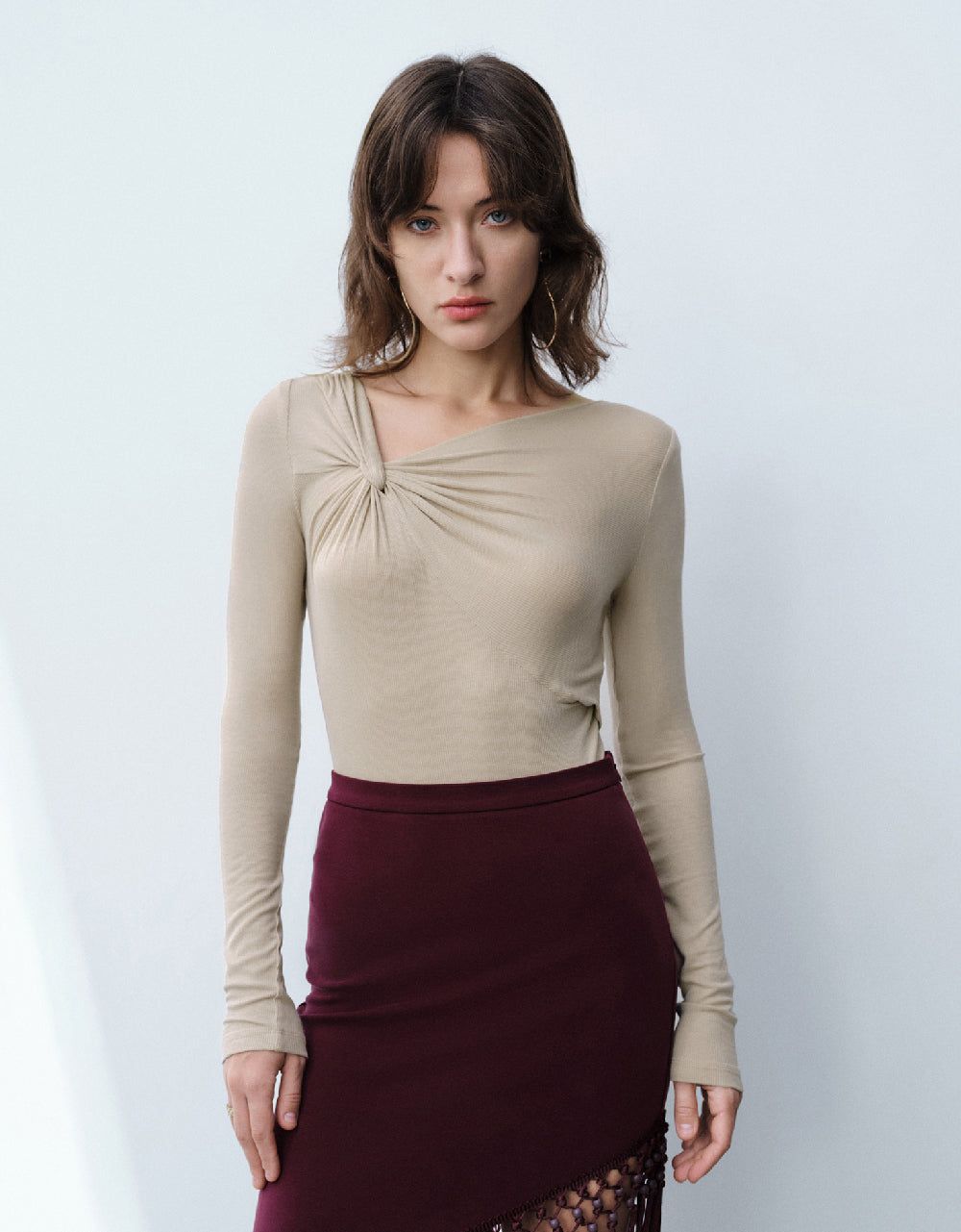 One Shoulder Straight T-Shirt sold by Urban Revivo