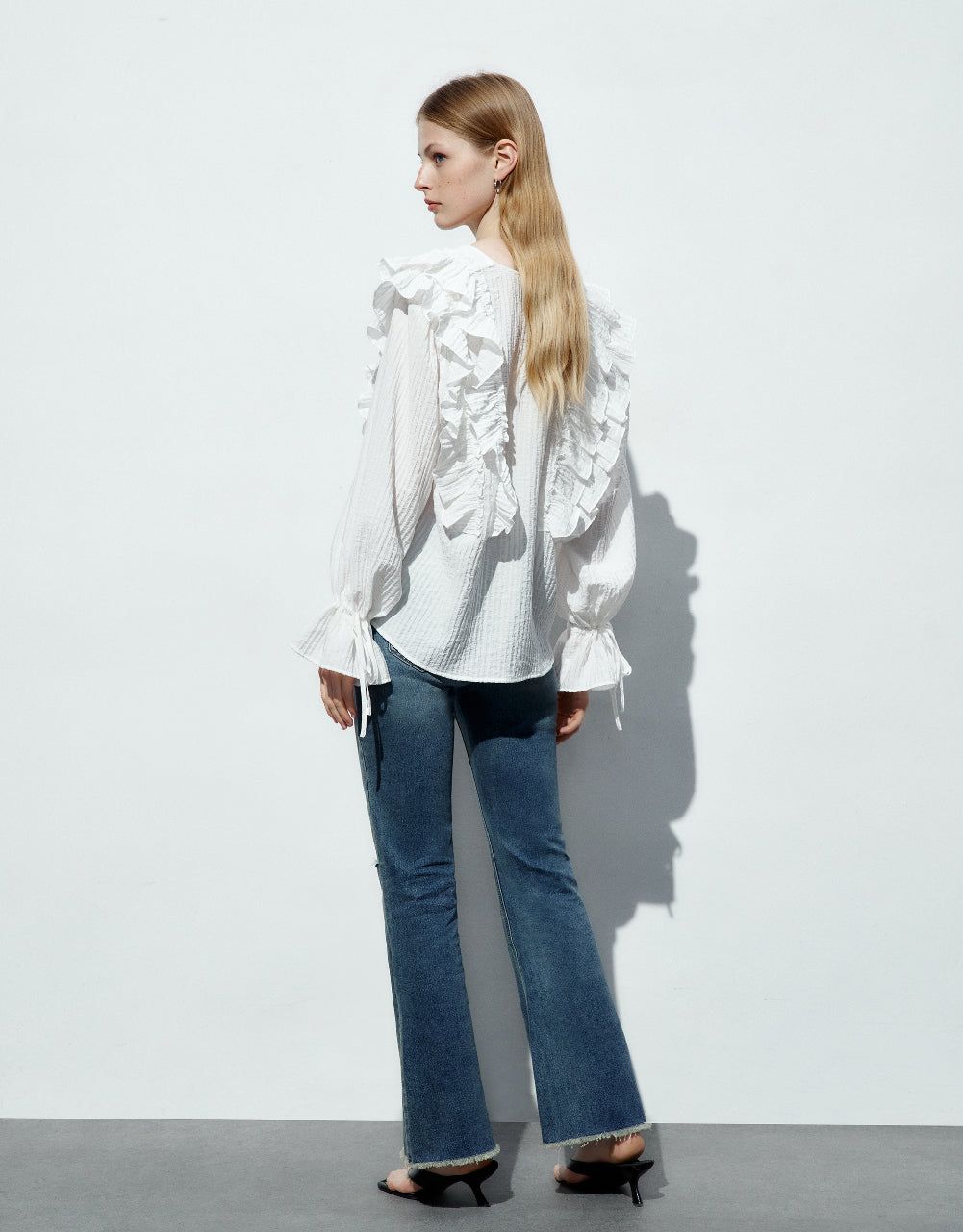 Textured Ruffle Straight Shirt sold by Urban Revivo product image thumbnail 4
