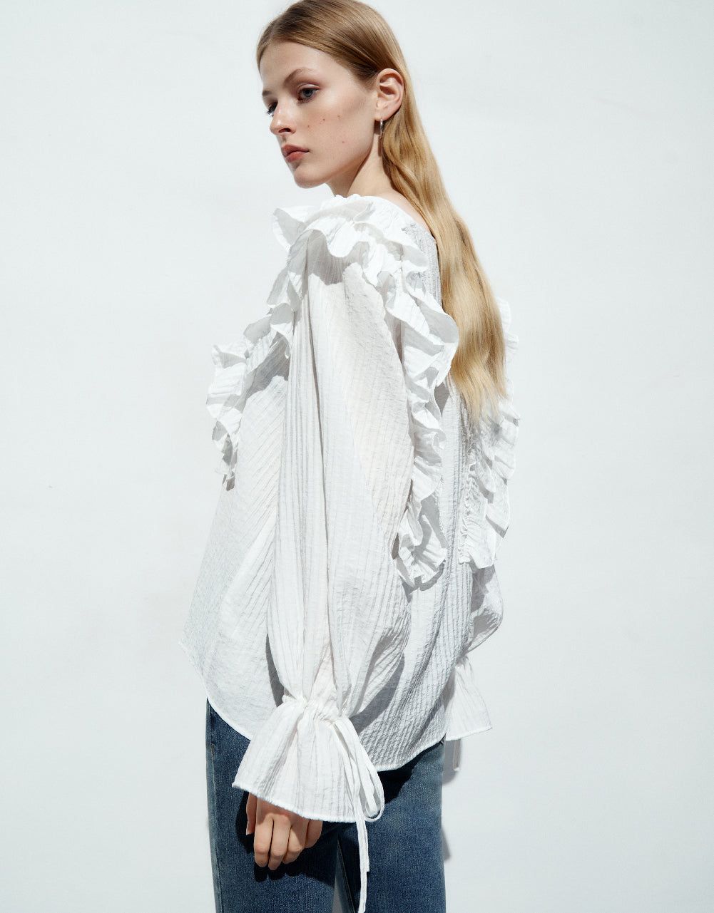 Textured Ruffle Straight Shirt sold by Urban Revivo product image thumbnail 3