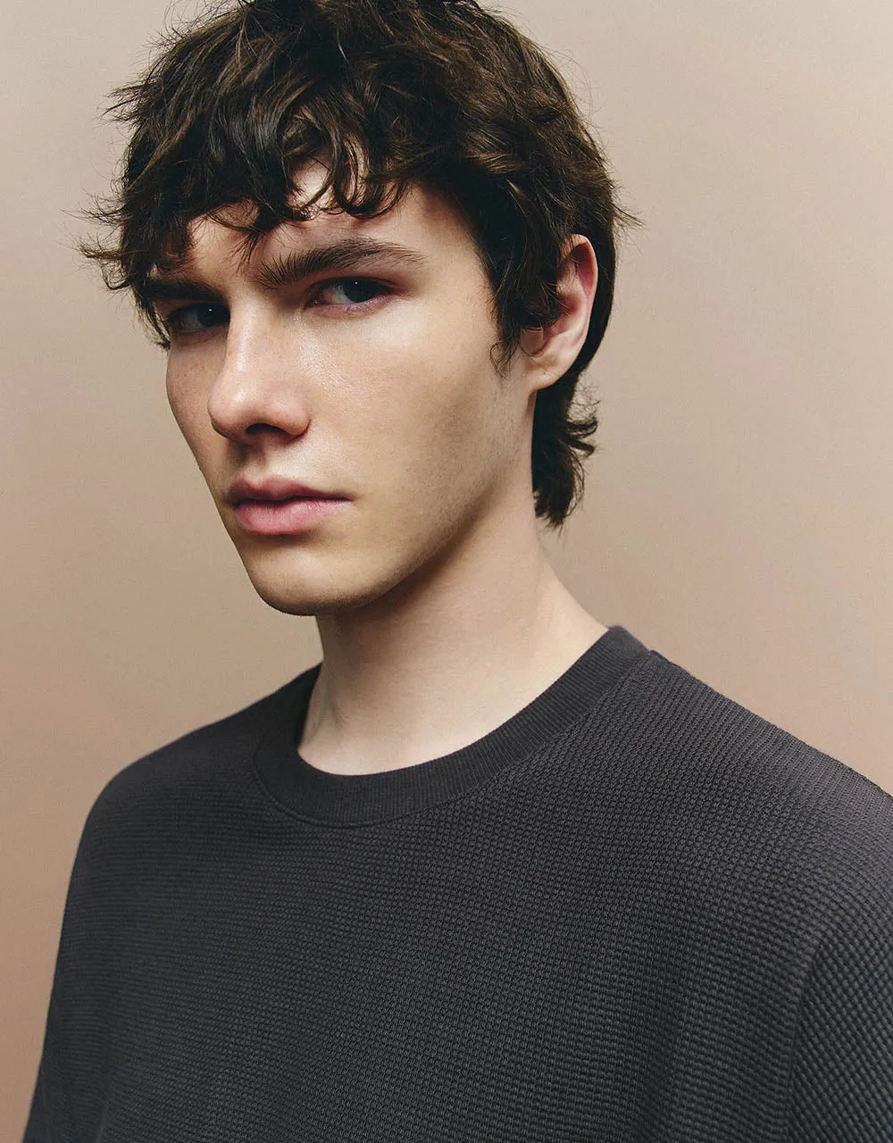 Crew Neck Straight T-Shirt sold by Urban Revivo product image thumbnail 4