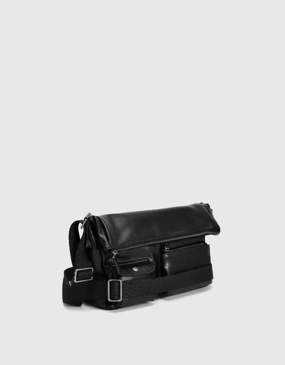 Multi-Pocket Vegan Leather Crossbody Bag sold by Urban Revivo product image thumbnail 3