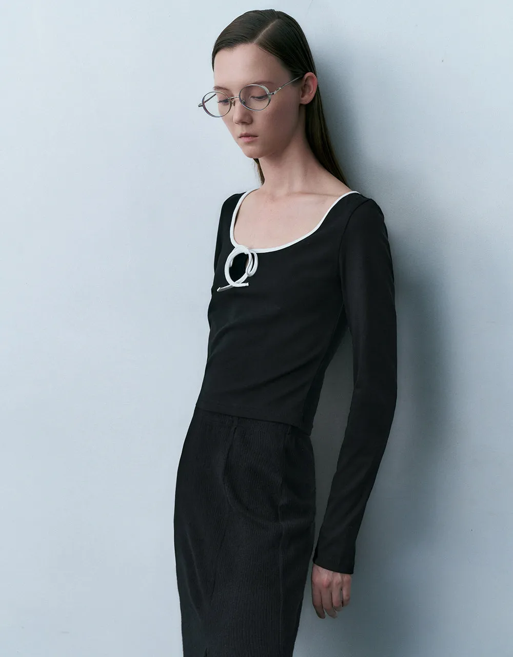 U Neck A-Line Knitted T-Shirt sold by Urban Revivo product image thumbnail 3