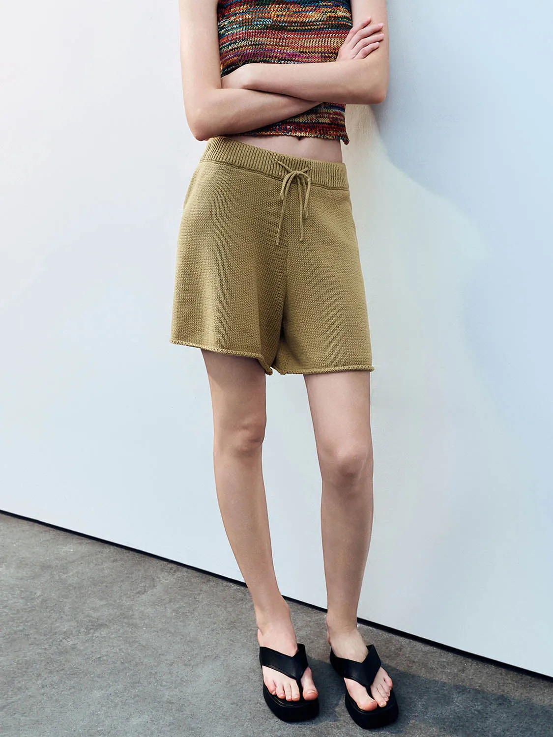 Drawstring Waist Knitted Shorts sold by Urban Revivo product image thumbnail 2