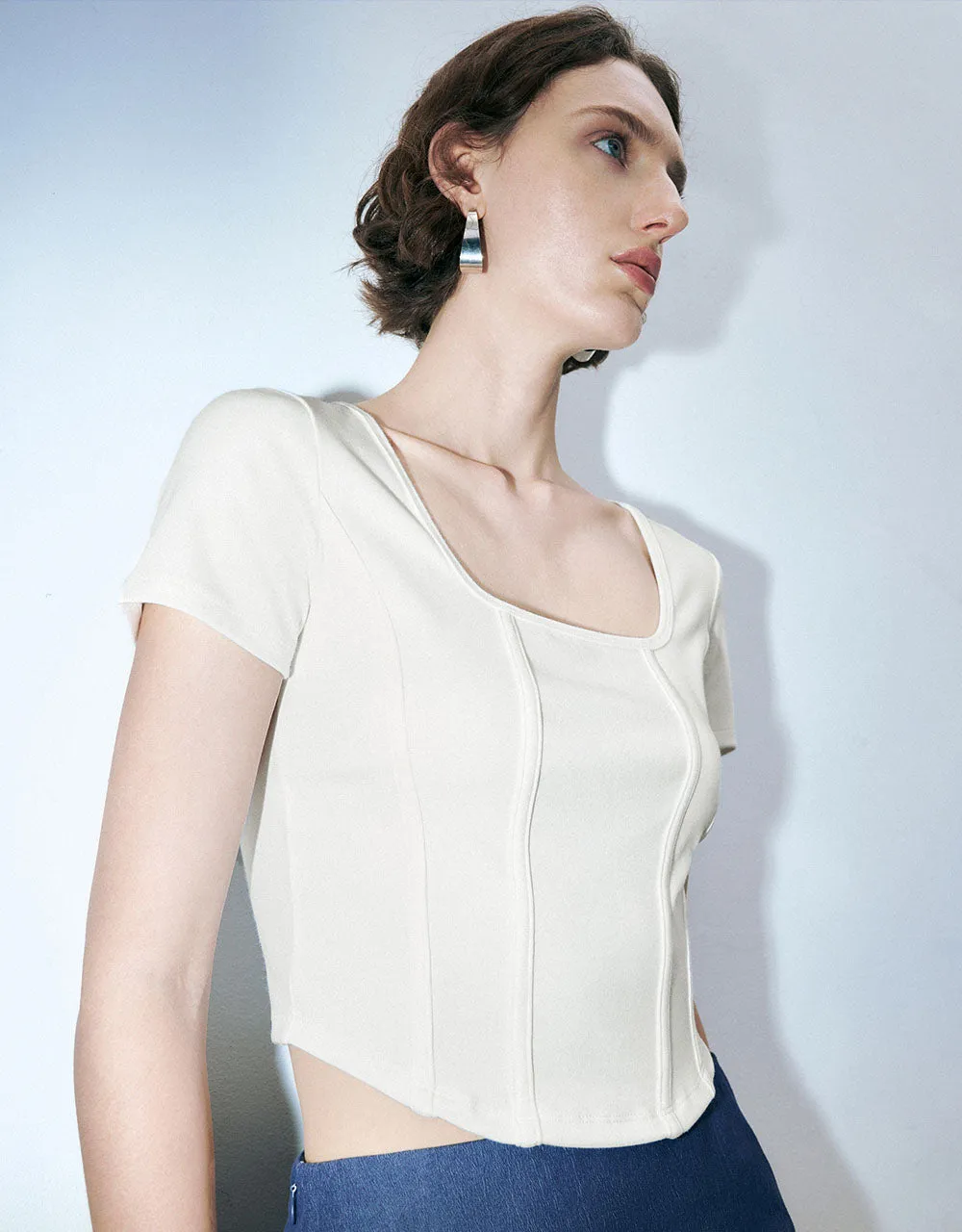 Square-cut Collar Skinny T-Shirt sold by Urban Revivo product image thumbnail 3