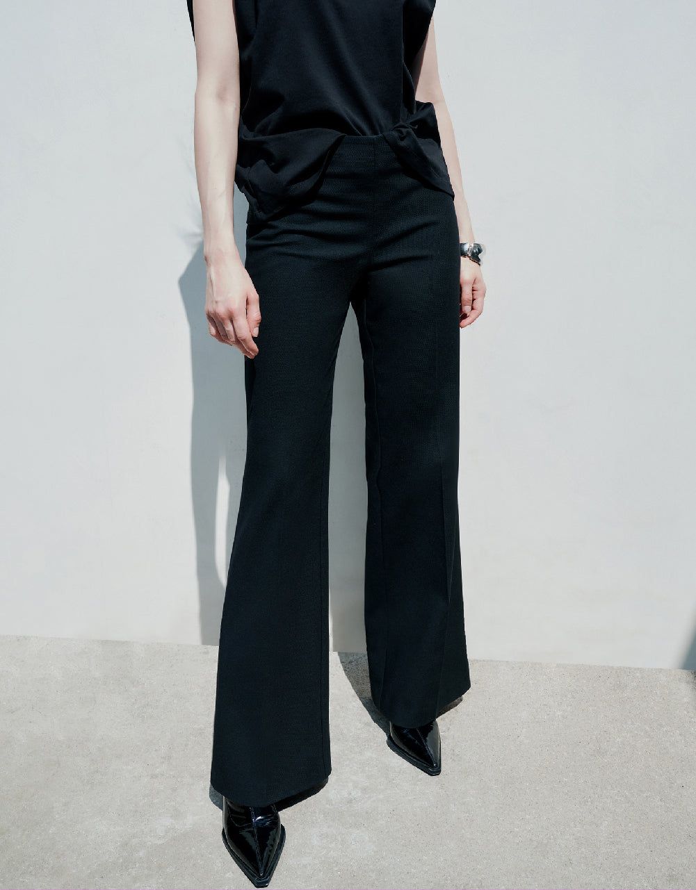 Mid-Waist Flare Pants sold by Urban Revivo product image thumbnail 5