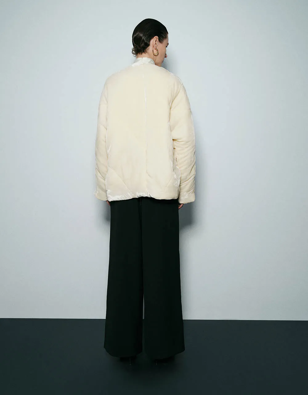 V-Neck Straight Padded Coat sold by Urban Revivo product image thumbnail 4