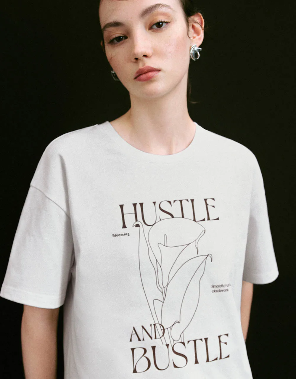 Printed Crew Neck Loose T-Shirt sold by Urban Revivo product image thumbnail 4